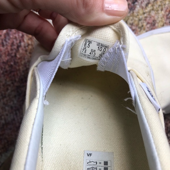 Vans - Picture 7 of 7